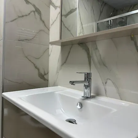 Sv In Diamond Tower A * Скопье