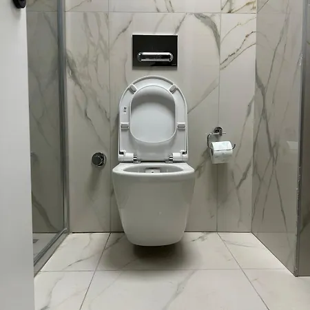 Sv In Diamond Tower A * Skopie