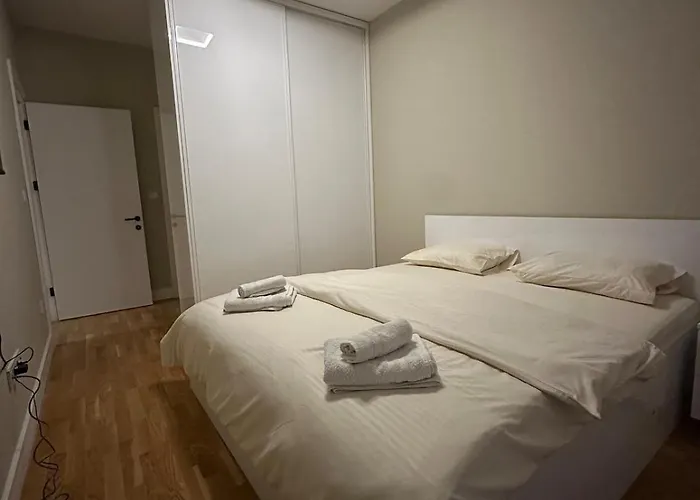 Sv In Diamond Tower A Apartamento Skopie